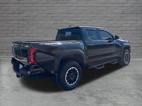 Used 2025 Toyota Tacoma TRD Off-Road AWD/4WD image 7