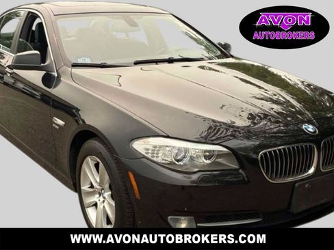Used 2012 BMW 528i xDrive Sedan AWD/4WD image 1
