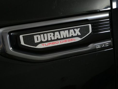 Used 2020 GMC Sierra 1500 AT4 w/ AT4 Premium Package AWD/4WD image 9
