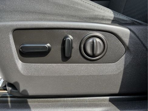 Used 2019 Chevrolet Silverado 1500 LT w/ All-Star Edition AWD/4WD image 17