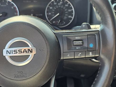 Used 2021 Nissan Rogue SV FWD image 27