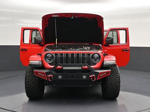 Used 2021 Jeep Wrangler Unlimited Sport w/ Sun And Sound Package AWD/4WD image 36
