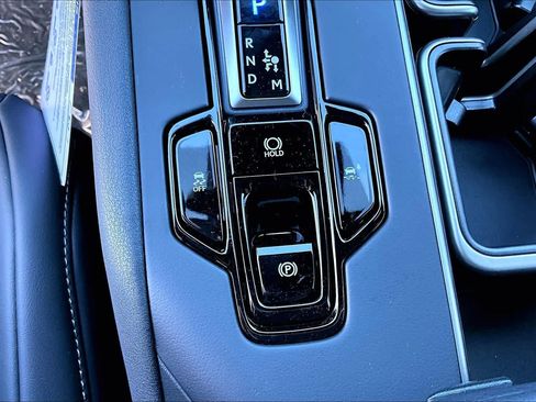 New 2026 Lexus TX 500h AWD image 13