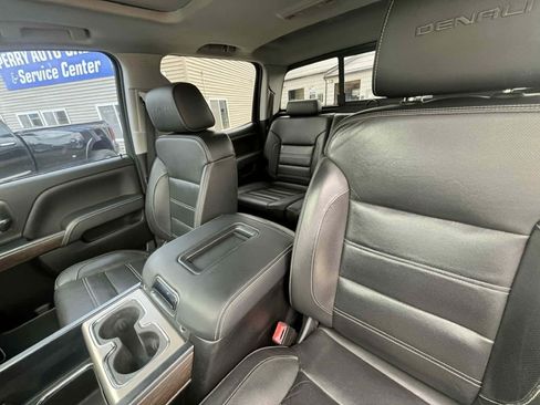 Used 2018 GMC Sierra 2500 Denali w/ Duramax Plus Package AWD/4WD image 29