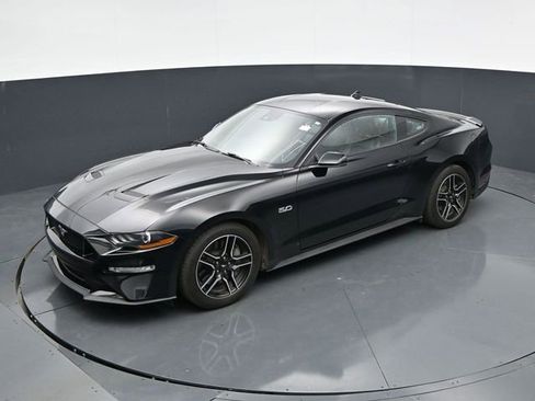 Used 2020 Ford Mustang GT Premium w/ Equipment Group 401A RWD image 29