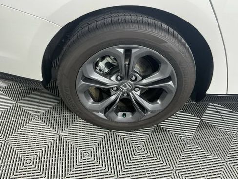 Used 2026 Honda Accord EX-L image 34