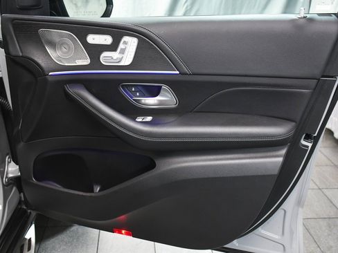 Used 2024 Mercedes-Benz GLE 450 4MATIC image 16