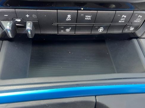 Used 2018 RAM 1500 Sport w/ Hydro Blue Sport Package AWD/4WD image 29