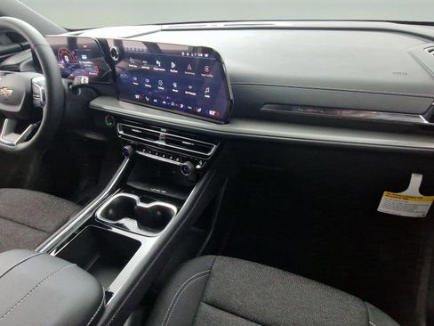 New 2026 Chevrolet Traverse LT w/ Driver Confidence Package image 33