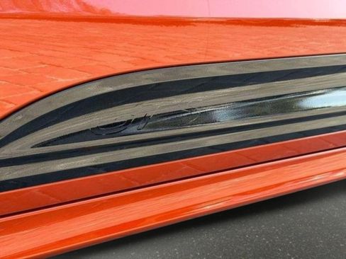Used 2022 Porsche Macan GTS w/ Sport Chrono Package AWD/4WD image 11