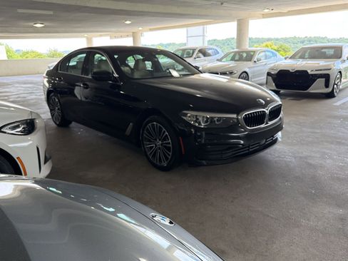 Used 2019 BMW 530i RWD image 6