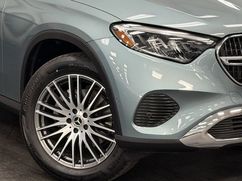 Certified 2025 Mercedes-Benz GLC 300 4MATIC image 4