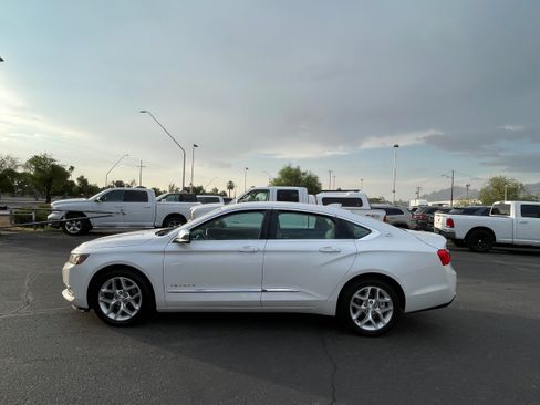 Used 2018 Chevrolet Impala Premier FWD image 2