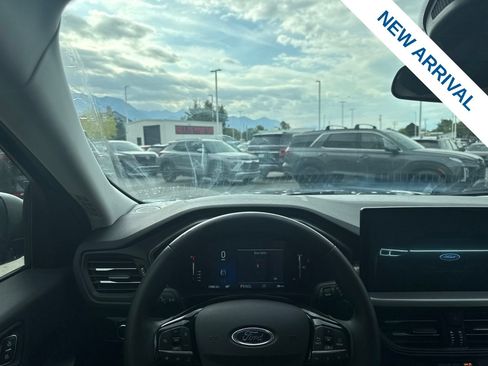 Used 2024 Ford Escape Active w/ Tech Pack #1 AWD/4WD image 20