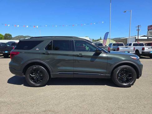 Used 2022 Ford Explorer Timberline w/ Timberline Technology Package AWD/4WD image 6