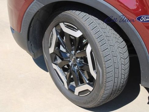 Used 2024 Kia Telluride S w/ S Sunroof Package FWD image 9