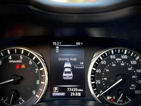 Used 2019 INFINITI Q50 Luxe w/ Cargo Package (L96) RWD image 16