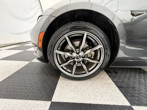 Used 2018 MAZDA MX-5 Miata Grand Touring RWD image 10