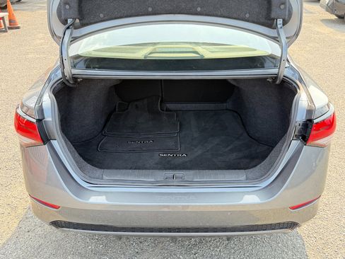 Used 2021 Nissan Sentra SV image 30