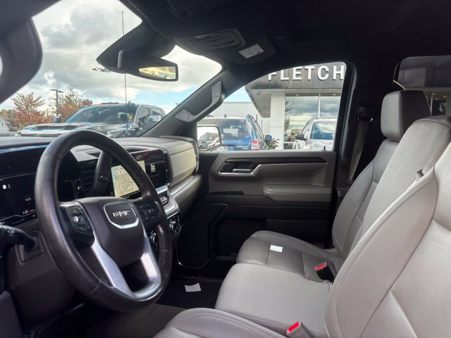 Used 2023 GMC Sierra 1500 SLT AWD/4WD image 11