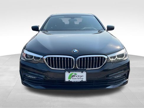 Used 2018 BMW 530i xDrive AWD/4WD image 2