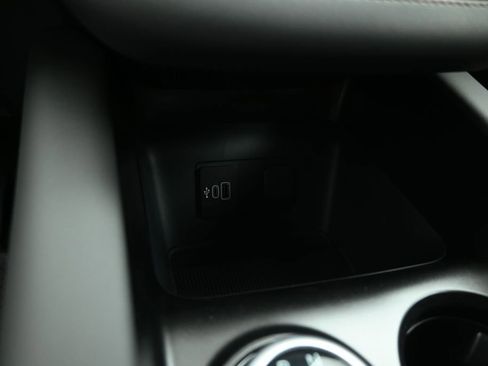 New 2026 Ford Explorer Active RWD image 18