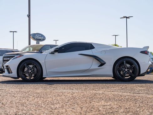 Used 2021 Chevrolet Corvette Stingray Premium Conv w/ Z51 Performance Package image 13