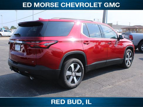 Used 2023 Chevrolet Traverse LT w/ LT Premium Package AWD/4WD image 5