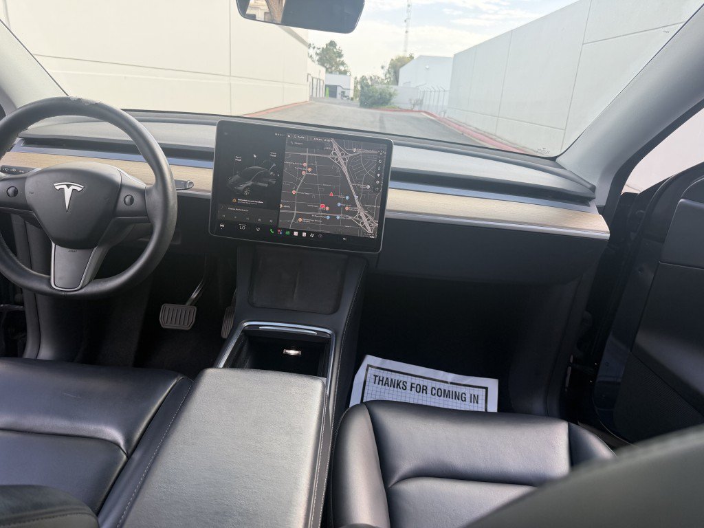 Used 2021 Tesla Model Y Long Range AWD/4WD image 13