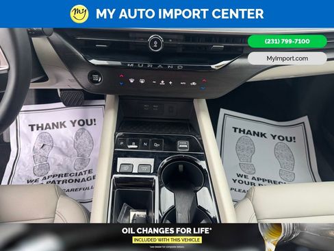 Used 2025 Nissan Murano SV AWD/4WD image 24