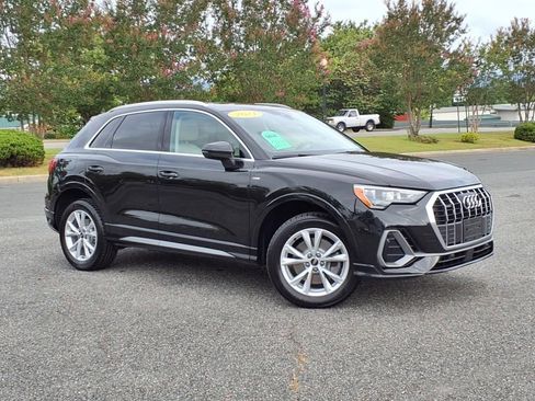 Used 2021 Audi Q3 2.0T Premium image 2