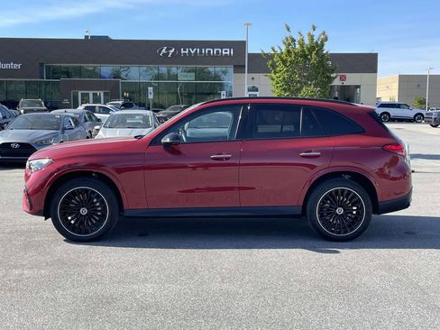 Used 2024 Mercedes-Benz GLC 300 4MATIC image 26