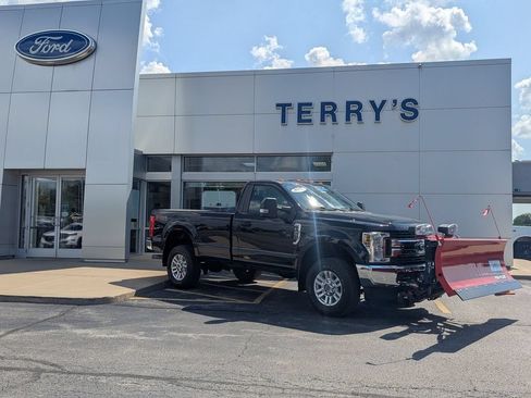 Used 2018 Ford F250 XL w/ STX Appearance Package AWD/4WD image 1