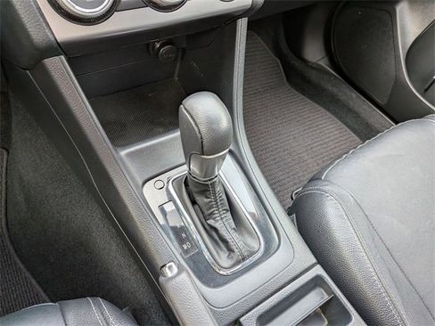 Used 2015 Subaru Crosstrek 2.0i Limited image 16