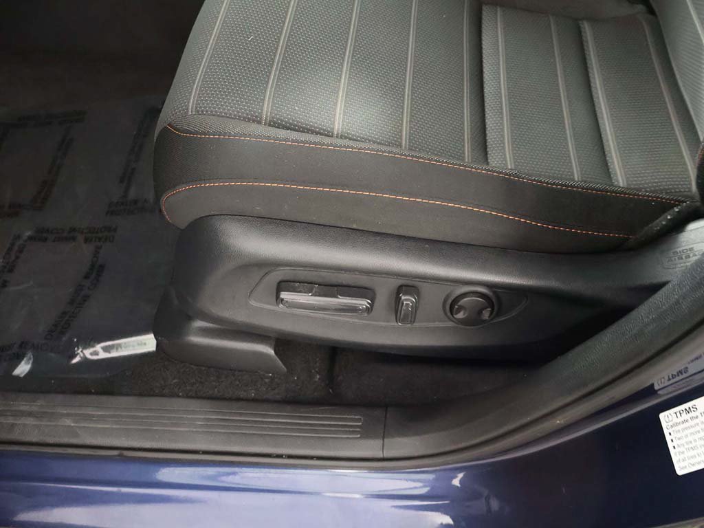 Used 2025 Honda CR-V Sport image 29