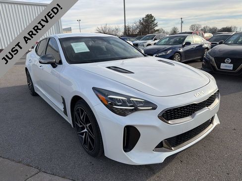 Used 2022 Kia Stinger GT-Line image 3