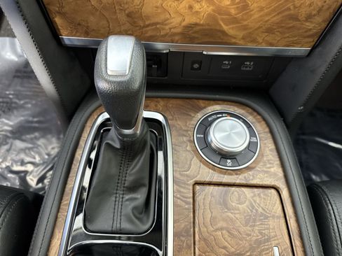 Certified 2022 Nissan Armada SL image 20