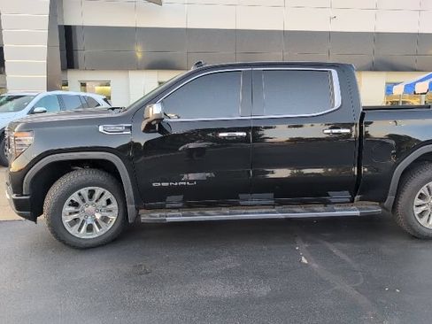 Used 2026 GMC Sierra 1500 Denali AWD/4WD image 4
