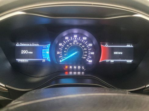 Used 2020 Ford Fusion SE FWD image 23