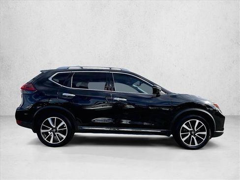 Used 2019 Nissan Rogue SL w/ Premium Package FWD image 5