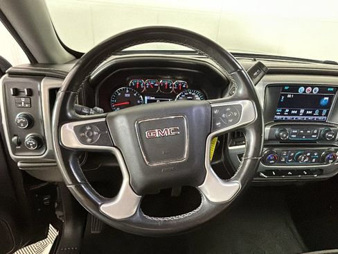 Used 2018 GMC Sierra 1500 SLE w/ SLE Value Package AWD/4WD image 17