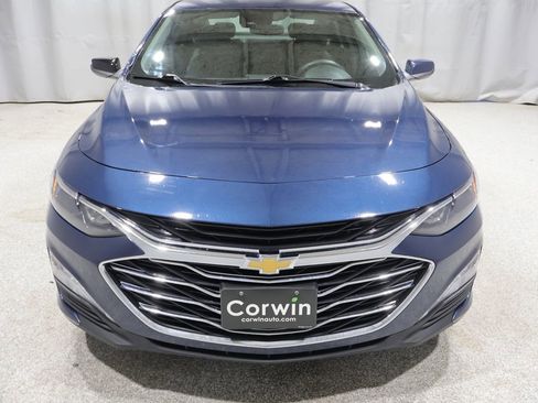 Used 2021 Chevrolet Malibu LT FWD image 8