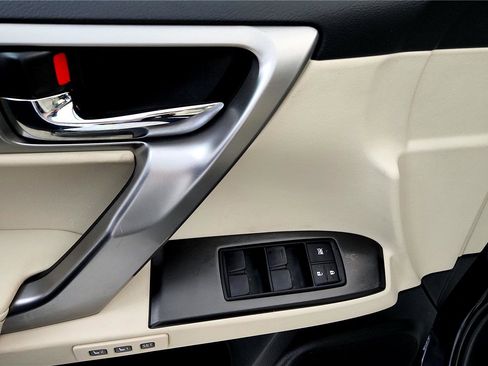 Used 2023 Lexus GX 460 Premium w/ Premium Package image 23