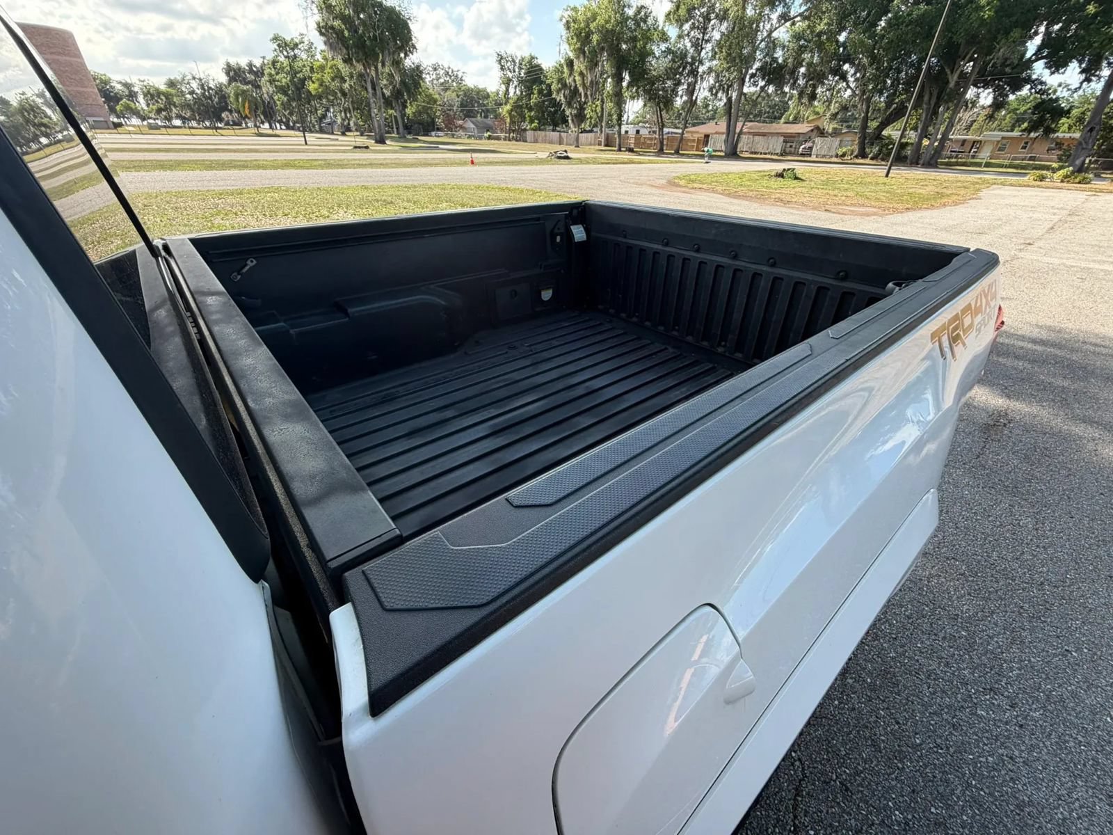 Used 2019 Toyota Tacoma TRD Sport w/ Technology Package AWD/4WD image 33