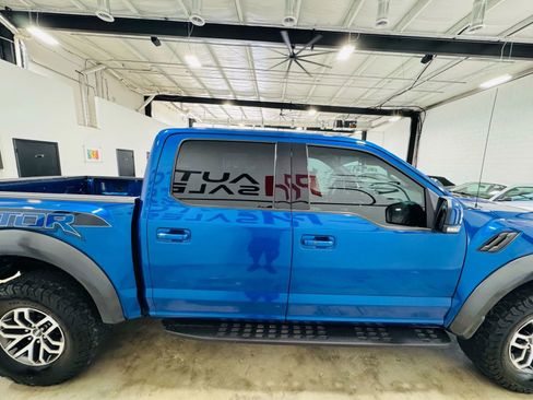 Used 2018 Ford F150 Raptor w/ Equipment Group 802A Luxury image 5