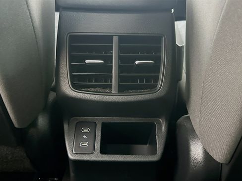 Used 2026 Kia Seltos LX FWD image 26