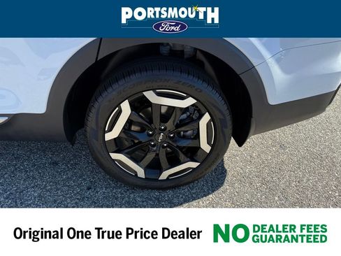 Used 2024 Kia Telluride S w/ S Sunroof Package image 25