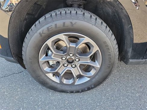 Certified 2023 Ford Maverick XLT w/ XLT Luxury Package image 32