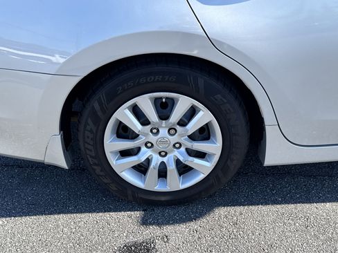 Used 2017 Nissan Altima 2.5 S w/ Power Driver Seat Package image 12