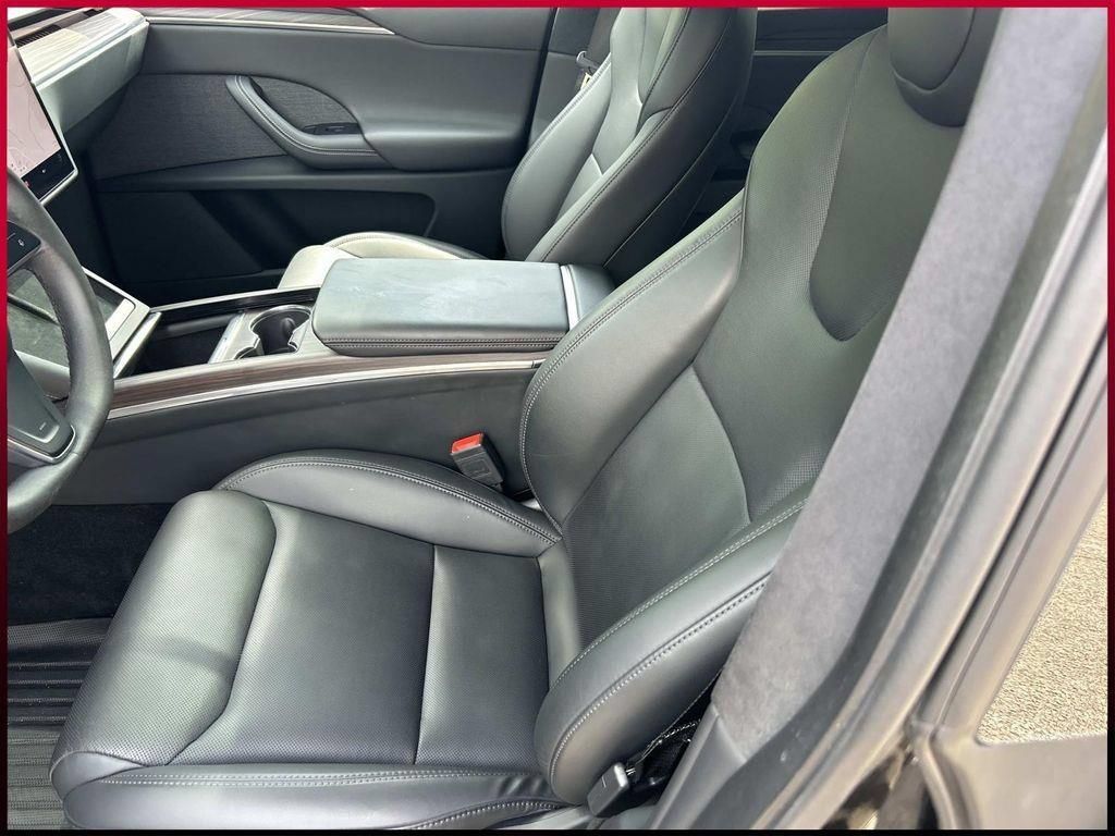 Used 2024 Tesla Model X AWD/4WD image 18